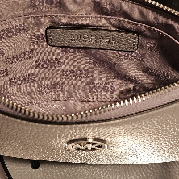 Michael Kors Saffiano  Leather Clutch/ Wristlet - Picture 3 of 8